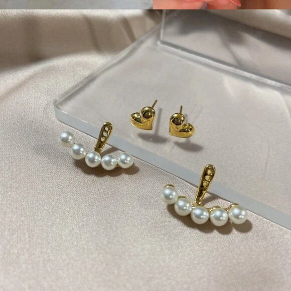 Gold and Beige Color Elegant Charms Enamel Heart Pearl Stud Earring - Picture 4 of 11